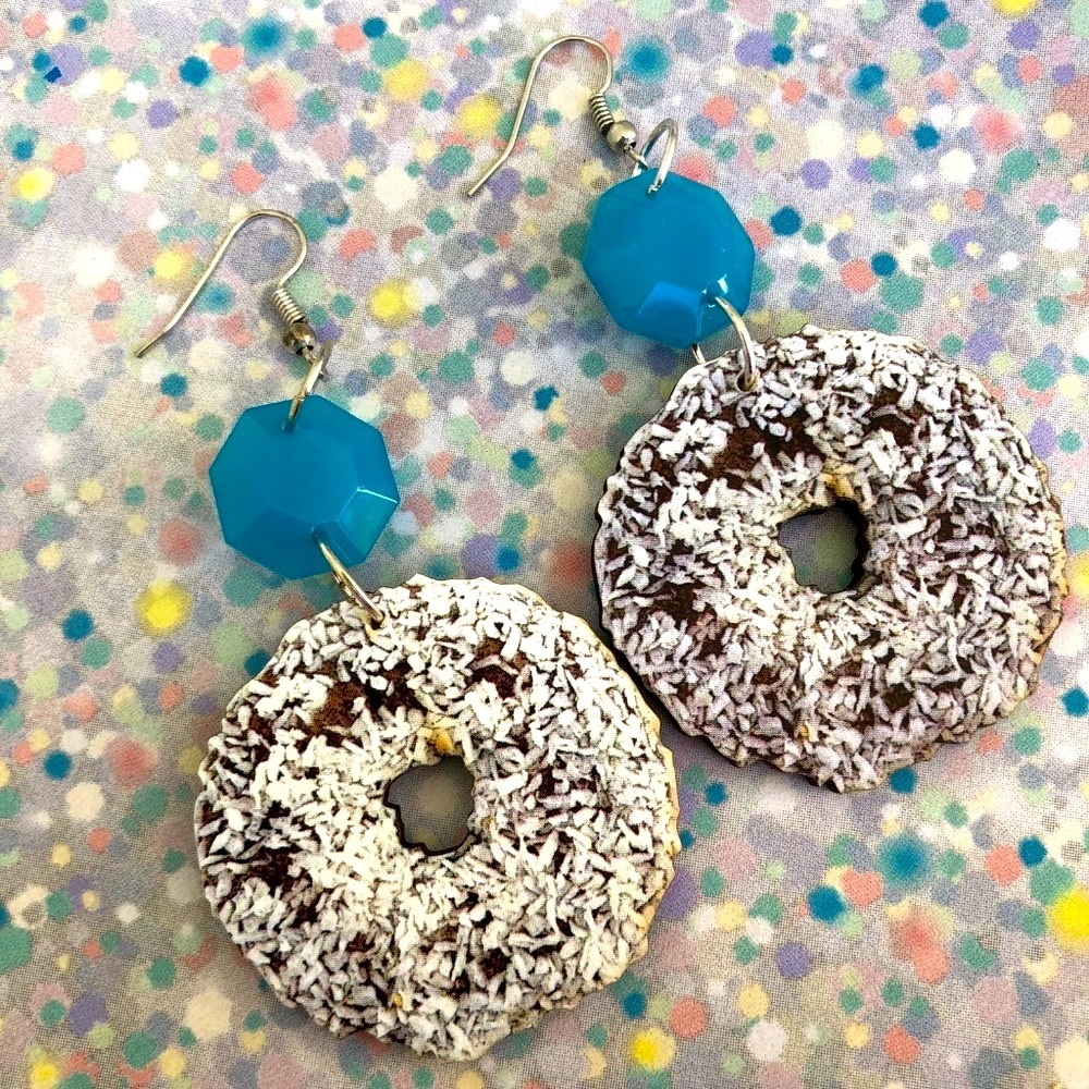 Vintage Donut image earrings turquoise crystal - Picture 2 of 2